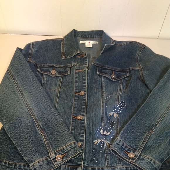 Adolfo Jeans women’s Jean Jacket Size Medium embellished denim jacket - Picture 10 of 11